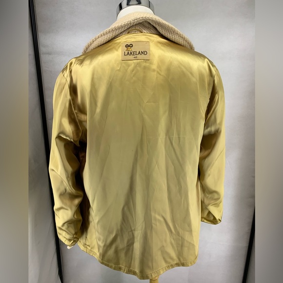 LAKELAND Cardigan Jacket Men's Size 42 Creme knit Button front Satin lining VTG - Picture 4 of 5